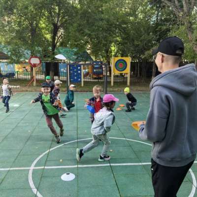 Активные игры на прогулке