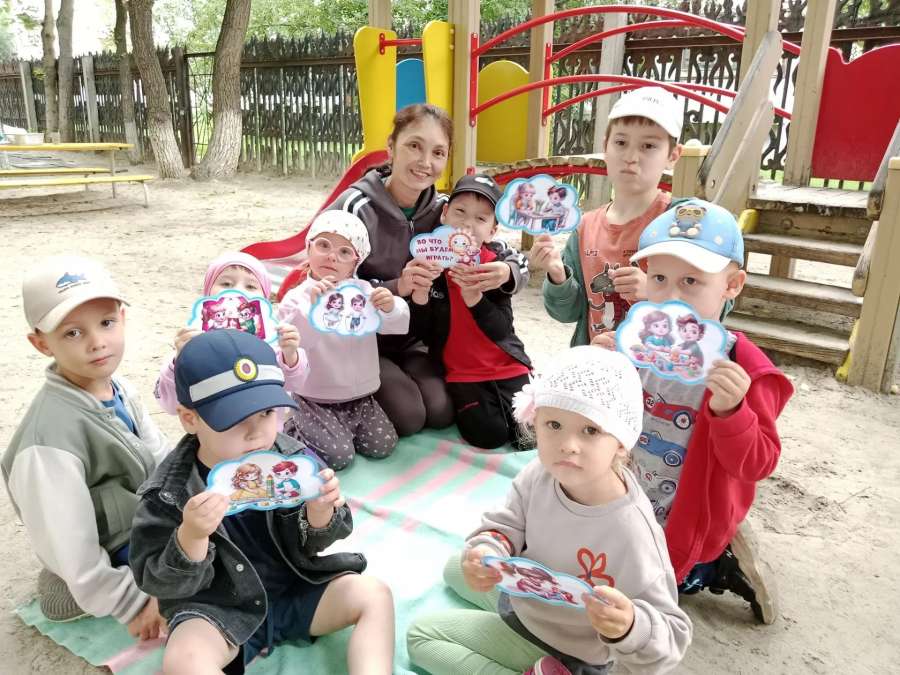 Утренний круг на траве- планируем день вместе!